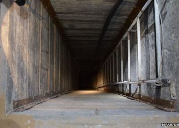 Di Balik Terowongan Palestina