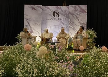 Peragaan Busana Raya Collection 2024 Club Solitaire Renascentia