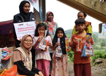 Tunaikan Amanah Para Donatur, Assyifa Peduli Salurkan Bantuan kepada 815 Warga Terdampak Longsor Subang