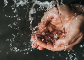 Anjuran Membasuh Tangan Pada Saat Bangun Tidur