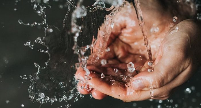 Anjuran Membasuh Tangan Pada Saat Bangun Tidur