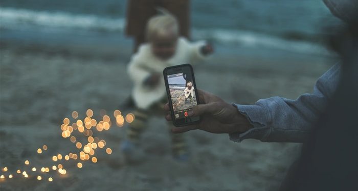Pentingnya Menjaga Hak Privasi Anak dan Menghindari Oversharing di Media Sosial