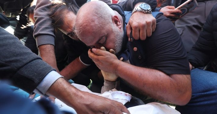 Putra Wael al-Dahdouh, Kepala Biro Al Jazeera di Gaza Tewas Akibat Serangan Udara Israel