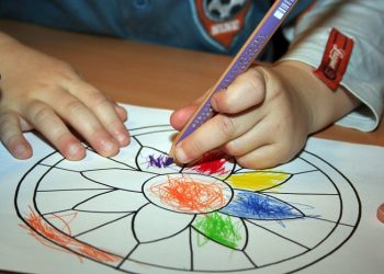 Membangun Kemampuan Anak Secara Bertahap dan Menyenangkan pada Masa Transisi PAUD ke SD