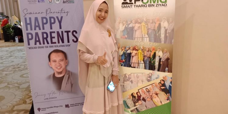 POMG SMAIT Thariq Bin Ziyad Sukses Gelar Seminar Parenting Happy Parents
