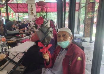 Serunya Belajar Budidaya Lebah di Desa Binaan LAZ Al Azhar