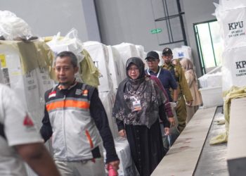 Kawal dan Jaga Suara Rakyat, Anis Byarwati Kunjungi 10 Posko PPK Kecamatan di Jakarta Timur