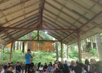 Tingkatkan Semangat Belajar, LAZ Al Azhar Yogyakarta Gelar OutBound di Hutan Pinus Becici