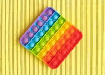 Pop It Mainan dengan Banyak Manfaat untuk Anak