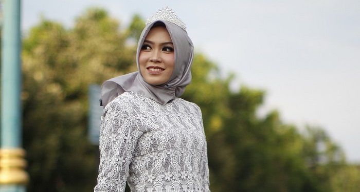 10 Rekomendasi Outfit Buka Bersama di Bulan Suci Ramadan