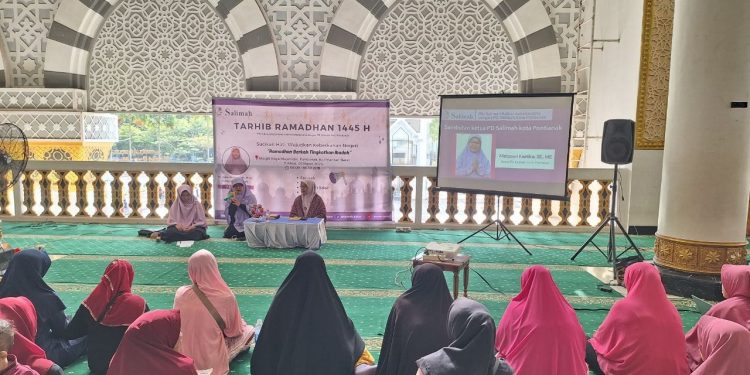 Bazar Sembako Murah Ramaikan Tarhib Ramadan Salimah Kalbar