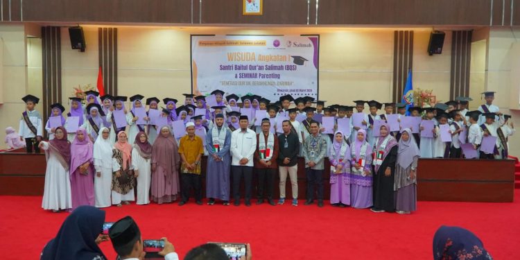 Salimah Sulsel Gelar Wisuda 50 Santri Baitul Quran