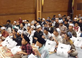 Ratusan Yatim Piatu Buka Bersama Salimah Samarinda