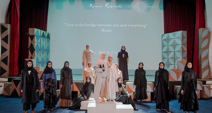 Rosie Rahmadi: Modest Fashion bertemu Tarian Sufi dan Wisdom dari Rumi