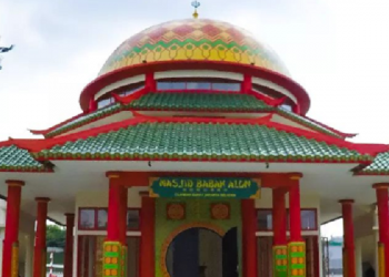 Simak, 5 Konglomerat Indonesia yang Membangun Masjid Super Megah