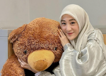 Kehamilan Kedua Larissa Chou membuat Auranya Semakin Terpancar