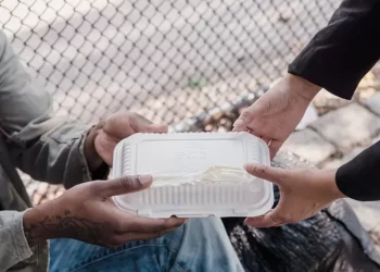 Kultum Ramadan Hari Ketujuh, Dahsyatnya Sedekah di Bulan Ramadan