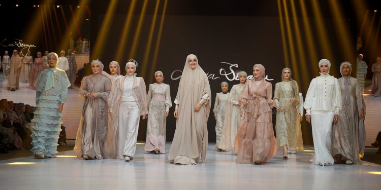 De Fleur ‘Raya Collection’ Lia Soraya