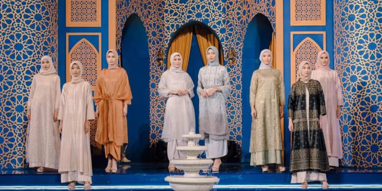Hadir di Perhelatan Indonesia Fashion Week 2024, Jenama Ellaya Mantapkan Langkah di Dunia Modest Fashion di Tanah Air