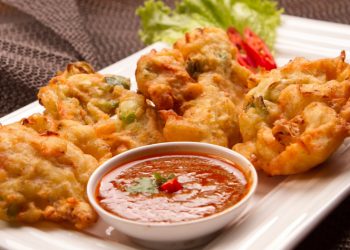 Cara Menghindari Lapar Mata saat Mencari Takjil