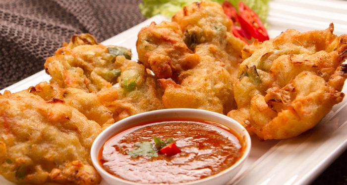 Cara Menghindari Lapar Mata saat Mencari Takjil