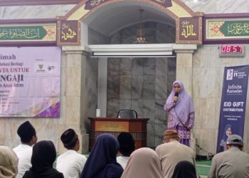 Salimah Bekasi Hadiahkan Kado Lebaran kepada 100 Lebih Guru Ngaji dan Anak Yatim