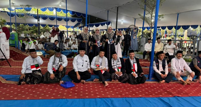 Camat Duren Sawit Apresiasi Haflah Khatam Quran ke-3 Forkommas