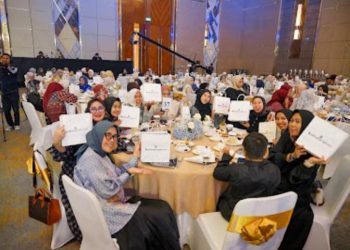 Memperingati 8 Tahun Perjalanan, Buttonscarves Memantapkan Diri untuk Menjadi Brand Global