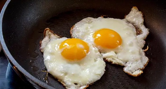 4 Cara Memasak Telur yang Tidak Sehat