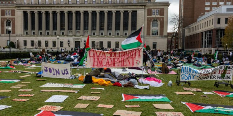 Shafik dari Universitas Columbia Menegur Tindakan Keras di Gaza Namun Menghindari Kecaman