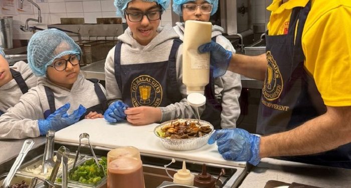 Membantu Keluarga Palestina, Anak-Anak Muslim di Inggris Kumpulkan $132.000