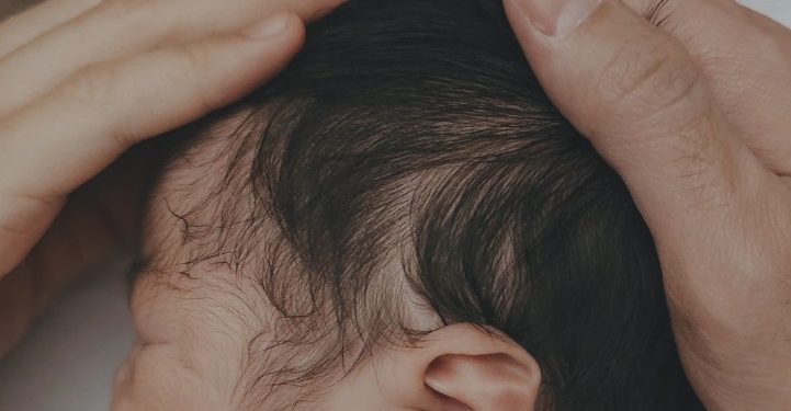 Kelahiran Anak Ketiga, Alyssa Soebandono dan Dude Herlino Semakin Romantis