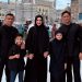 Busana Serba Hitam, Potret Kekompakan Keluarga Atta Halilintar Hingga Anang Hermansyah Pergi Umroh Bersama