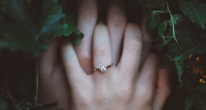 Membangun Kepercayaan Pasangan