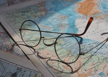 Dapat Mencegah Mata Kering hingga Mata Tegang, Beberapa Manfaat Kacamata Anti Radiasi