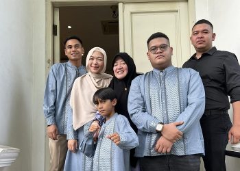 Menjenguknya di Surga