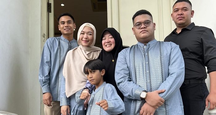 Menjenguknya di Surga