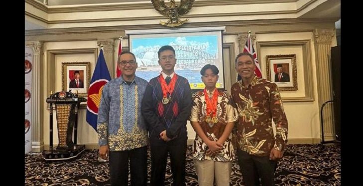 Berprestasi, Dua Pelajar Indonesia Raih Medali Emas pada Ajang Internasional