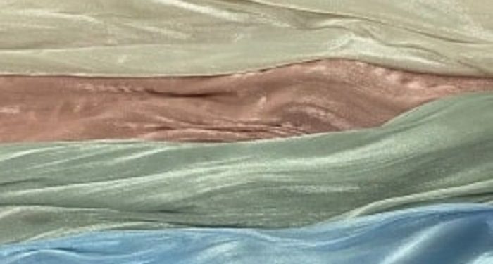 Hijab Shimmer Pashmina akan Menjadi Tren, Ketahui Karakteristik Kain Shimmer Silk