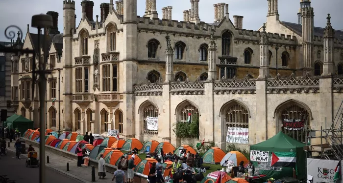 Universitas Cambridge Akan Merundingkan Tuntutan Protes Mahasiswa Terhadap Hubungan Israel