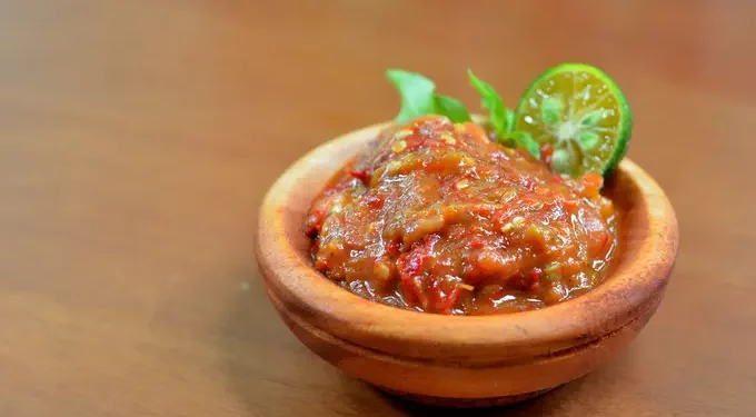 5 Tips Membuat Sambal Tomat yang Tahan Lama dan Enak