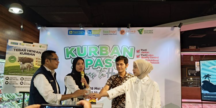 3 PASTI Tebar Hewan Kurban Dompet Dhuafa Goes To Hypermart