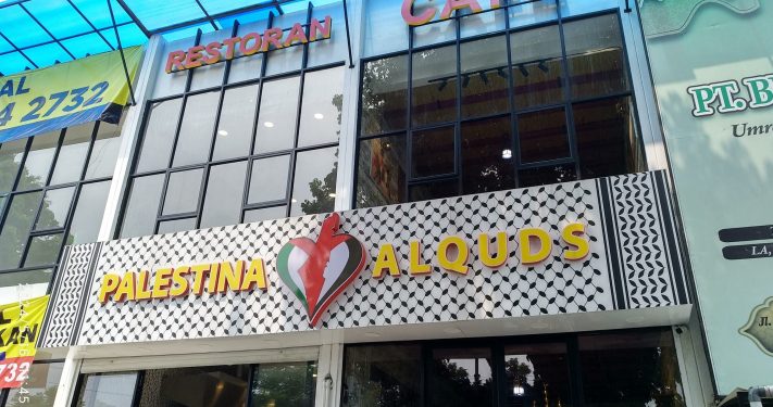 Palestina Alquds Resto and Cafe, Tempat Makan Unik di Bogor dengan Hiasan Dinding Ornamen Masjidil Aqsha