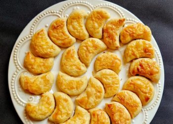 Cheddar Cheese Cookies ala Bunda Icha Savitry