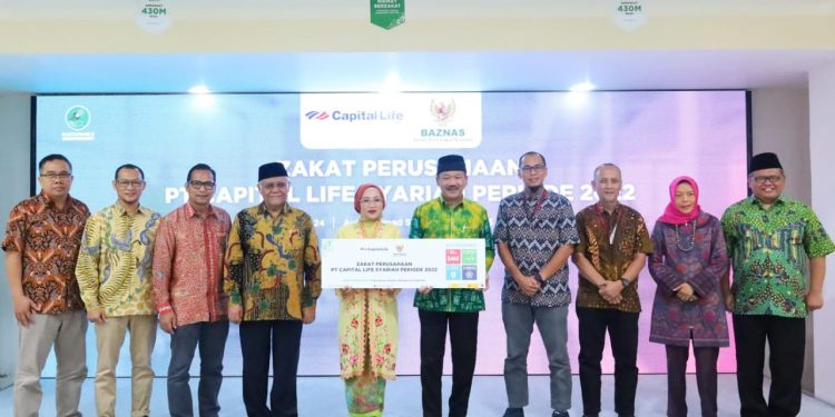 Wujudkan Kesejahteraan Umat, PT Capital Life Syariah Salurkan Zakat Perusahaan melalui BAZNAS RI