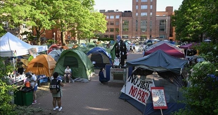 Anggota Kongres Amerika Serikat Mendukung Pengunjuk Rasa Pro-Palestina di Universitas