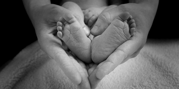 Tips Manajemen Waktu yang Efektif untuk Ibu Bekerja dan Mengurus Anak