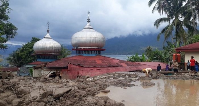 Salimah Kota Bekasi Mengumpulkan Donasi Musibah Banjir Bandang Sumatera Barat