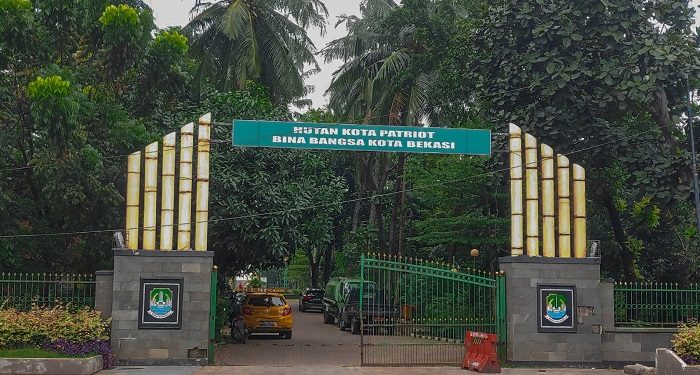 Udara Sejuk dan Asri, Tiga Rekomendasi Taman Kota di Bekasi