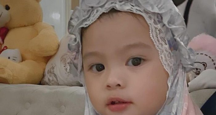 Sikap Lucu Ameena yang Cemburu pada Sang Adik Azura